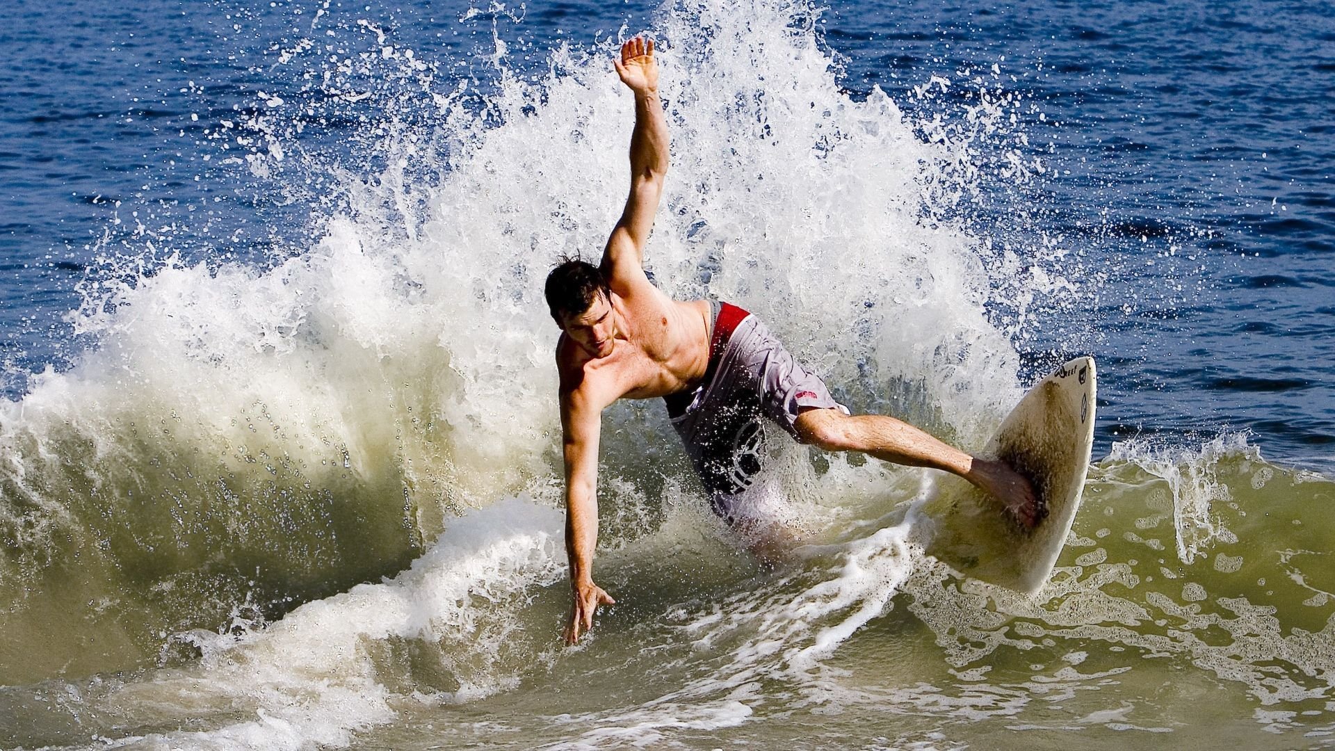 克罗地亚队在巴黎奥运会手球比赛中多次通过快速反击得分，克罗地亚 奥运会