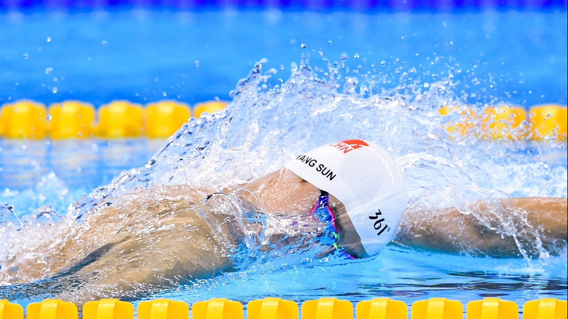 跑跑卡丁车“极速突击”冠军巡回赛火焰升腾，跑跑卡丁车喷火特效